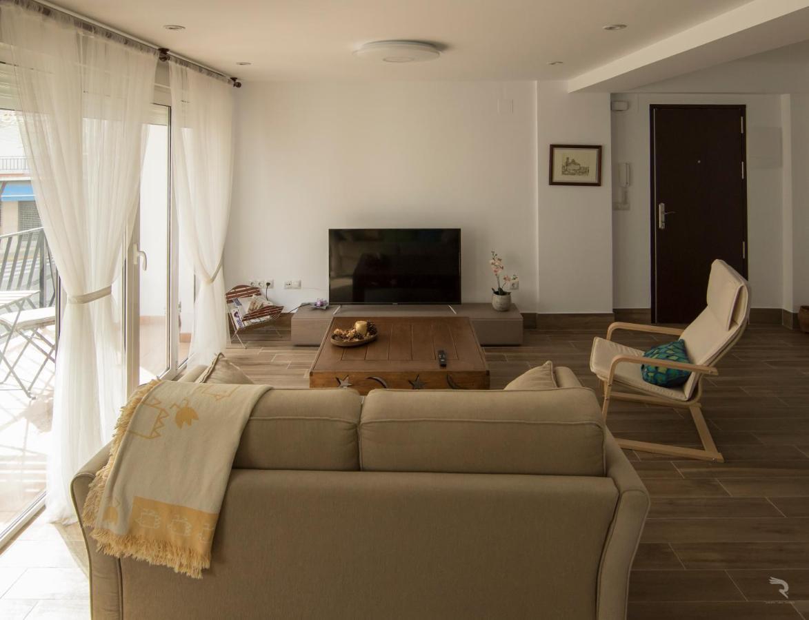 Apartamento Avenida Principal I Алтеа Екстериор снимка